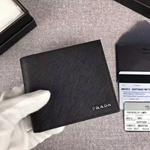 スーパーコピーブラダ財布